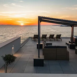  Apartment Aqua Blue By Belmont Realty