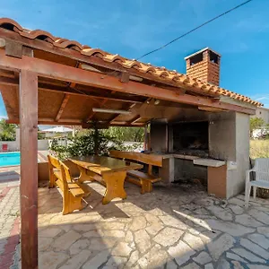 Mlado Apartament